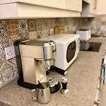 Charming 1 Bed Georgian In Kildare Apartment *